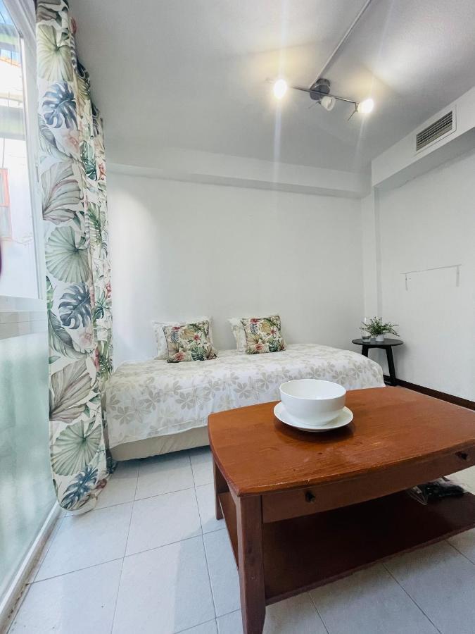 Centro Madrid Hortaleza Apartment Luaran gambar