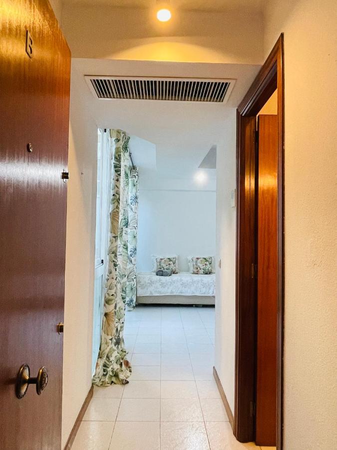 Centro Madrid Hortaleza Apartment Luaran gambar