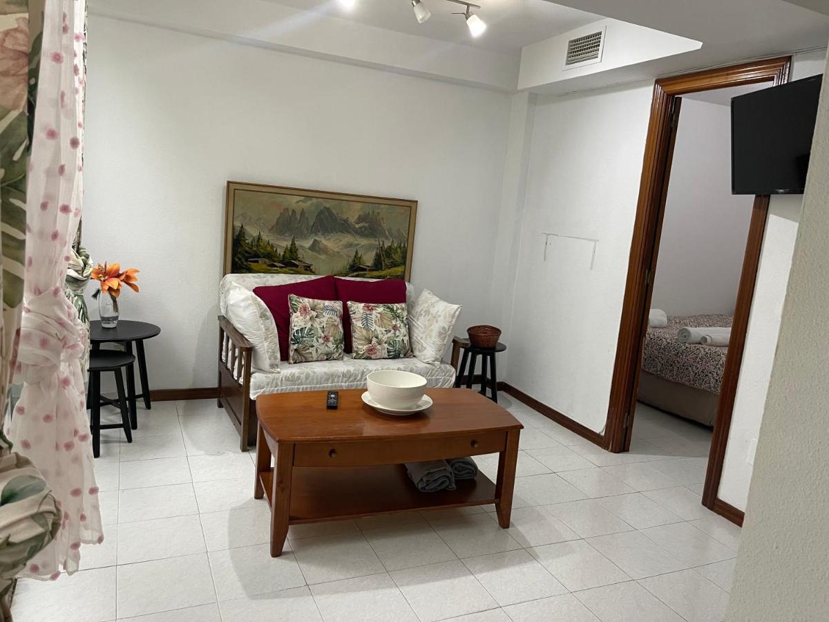Centro Madrid Hortaleza Apartment Luaran gambar